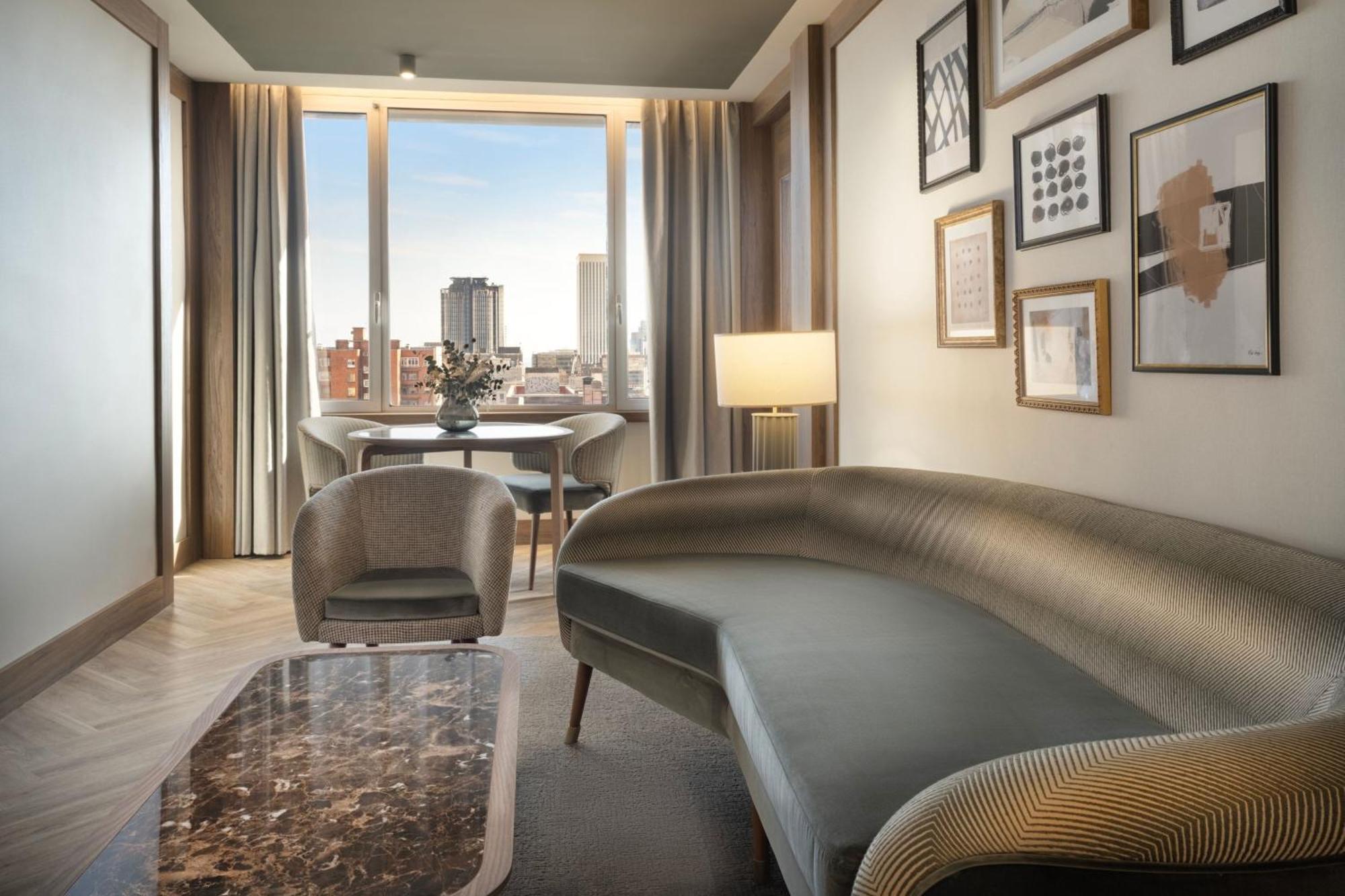 The Westin Madrid Cuzco Hotel Ngoại thất bức ảnh