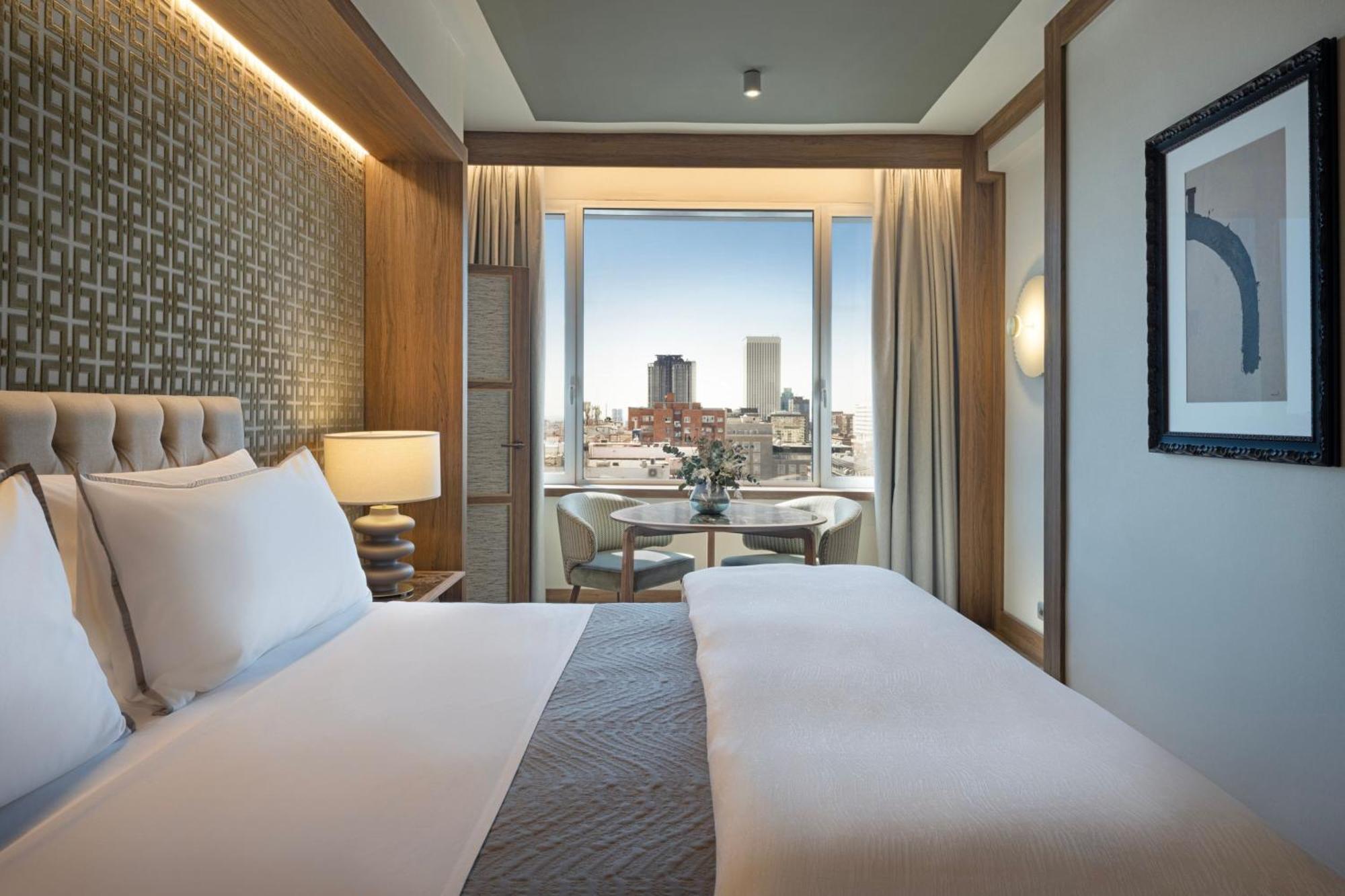 The Westin Madrid Cuzco Hotel Ngoại thất bức ảnh